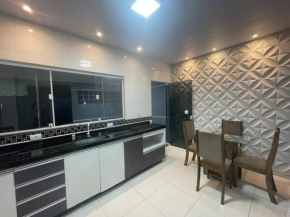 Casa com ótima localização